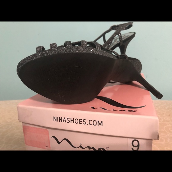 Nina Size 9 stilettos - Picture 4 of 8